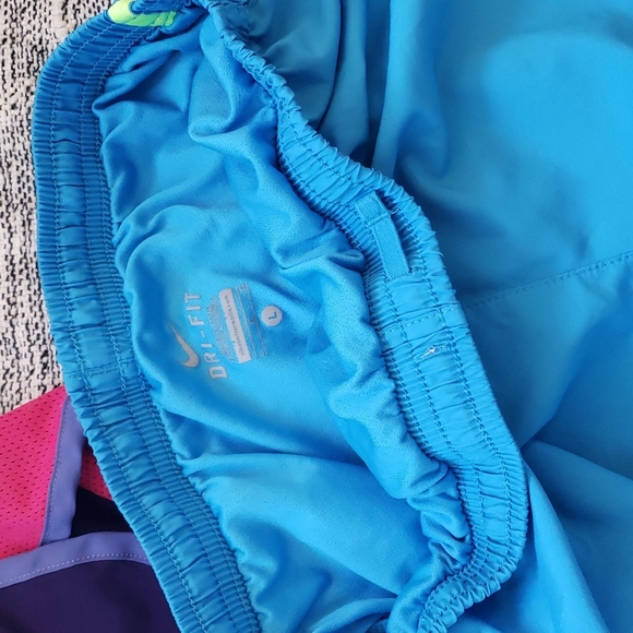 Nike & Under Armour Shorts Bundle XS - Picture 4 of 10